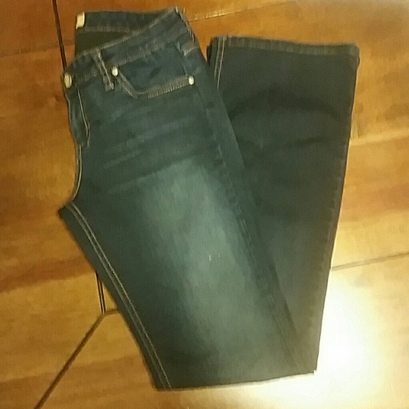 ✴✴ SOLD IN BOGO ✴✴ - Picture 1 of 3