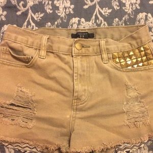 These shorts are too small on me