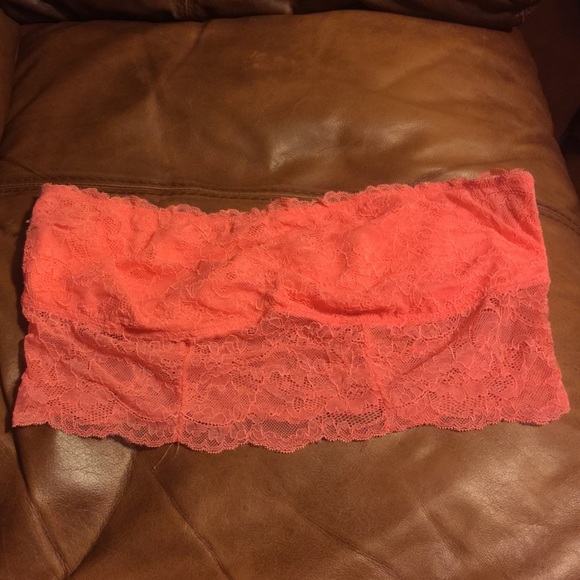 AMERICAN EAGLE LACE BANDEAU