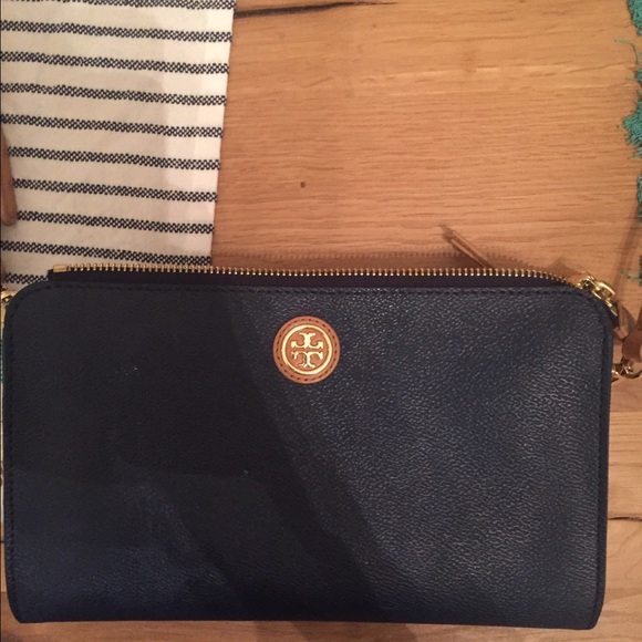 Tory Burch cross over - Picture 2 of 3
