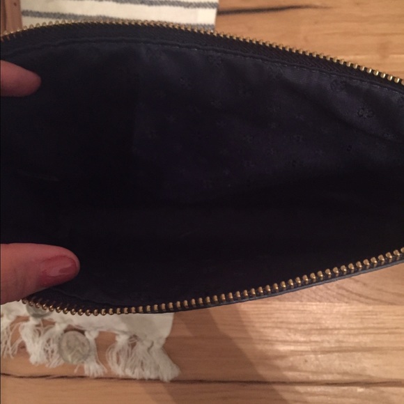 Tory Burch cross over - Picture 3 of 3