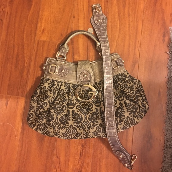 Guess large handbag with optional strap