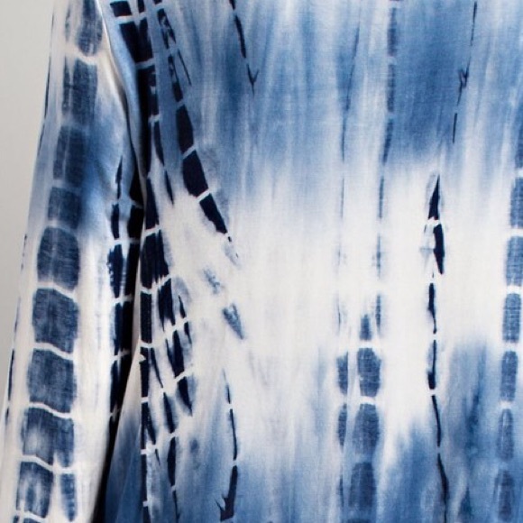 Tie Dye Long Sleeve Asymmetrical Top - Picture 4 of 4