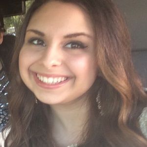 Meet your Posher, Nadia