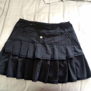 Lululemon run pace setter skirt