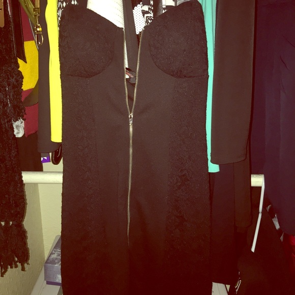 Guess XS Strapless Dress