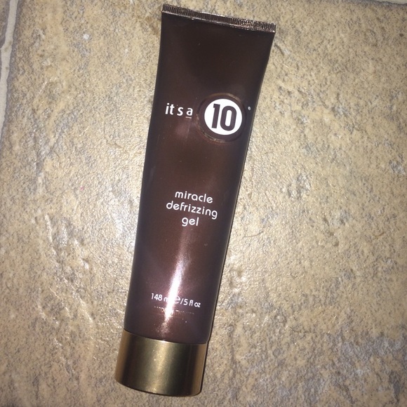 It's a 10 Miracle Defrizzing Gel