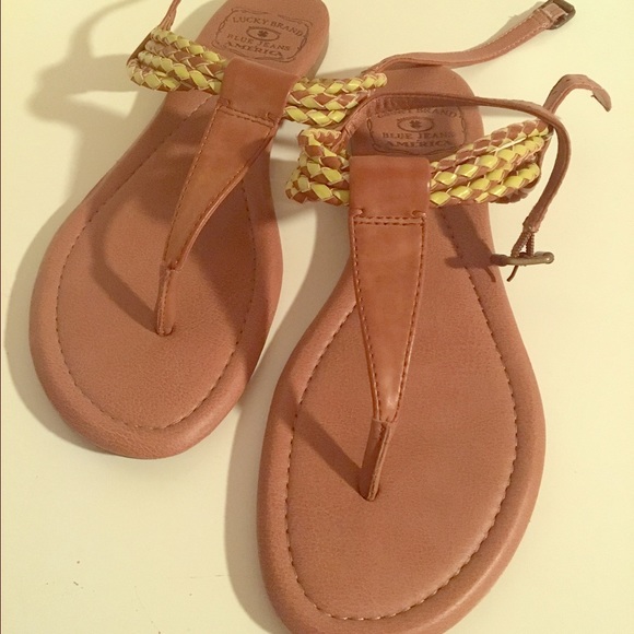 Lucky Brand Tan T-Strap Sandals