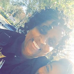 Meet your Posher, Crystal