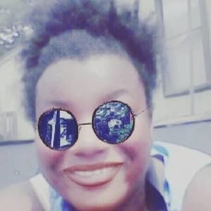 Meet your Posher, Briana