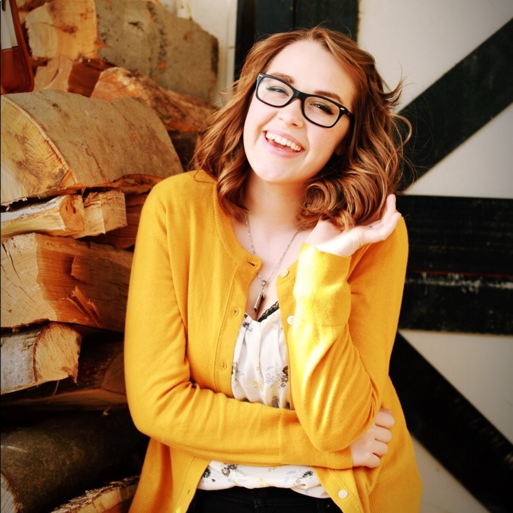 Meet your Posher, Cori