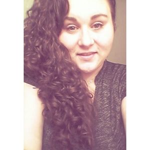 Meet your Posher, Leah