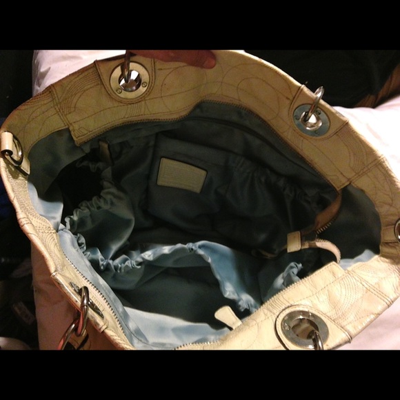 Bag - Picture 3 of 4