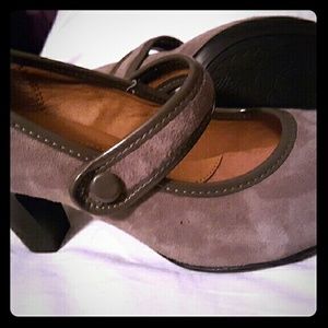 Mary Jane heels never worn nwot