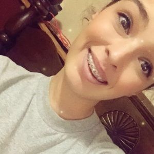 Meet your Posher, Kayla