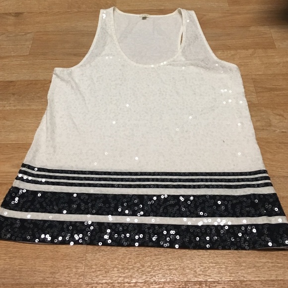 1DAYSALE! J Crew stylish sequin tank - Picture 2 of 4