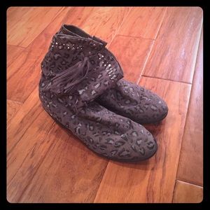 Black and grey leopard print boots