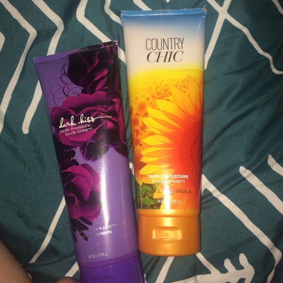 Triple moisture body cream & shimmer swirl lotion