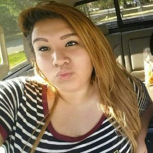 Meet your Posher, Selena