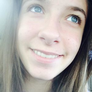 Meet your Posher, Rebekah