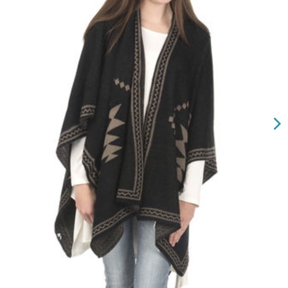 Chic Best Knit Black Poncho Kimono Cardigan - Picture 3 of 3