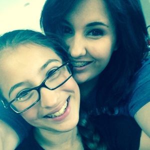 Meet your Posher, Emilee