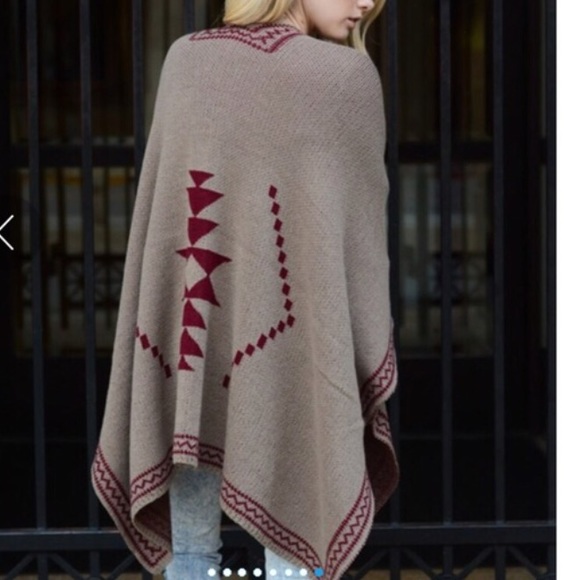 Fabulous Mocha Poncho Kimono - Picture 2 of 3