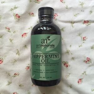 100% Peppermint oil.