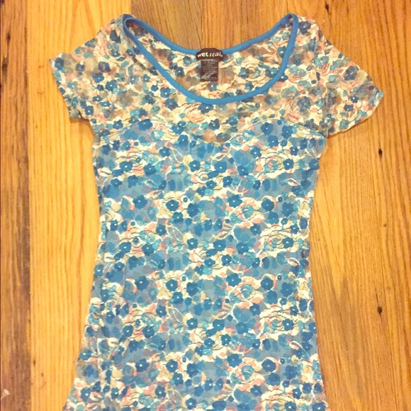 Mesh floral top with sweetheart cut!