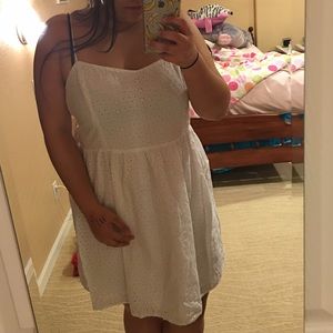 XL WHITE DRESS