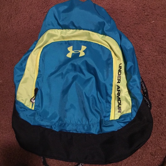 Under armour bag!!