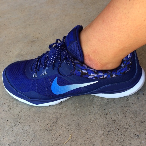 Nike Shoes - Women's Nikes