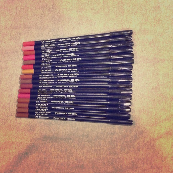 Navi lip liners