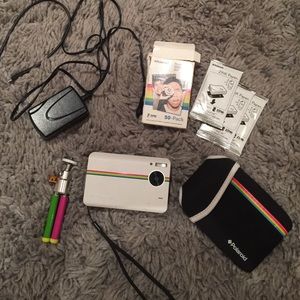 Polaroid with Screen