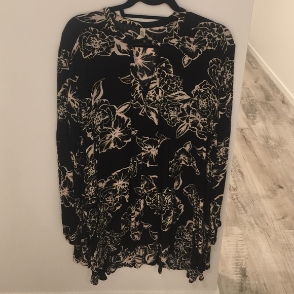 Free people black floral swing tunic