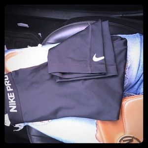 Nike crop leggings
