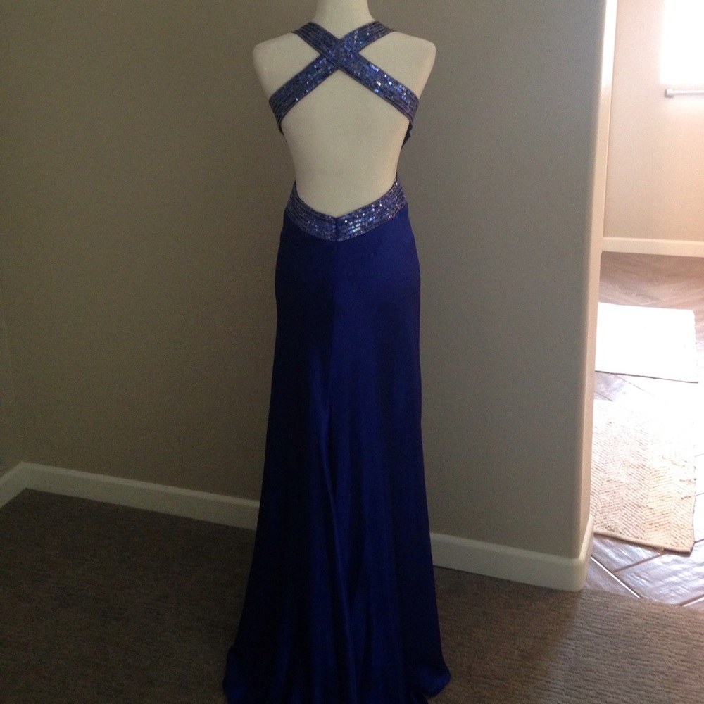 ❌sold Beautiful blue formal gown! - Picture 2 of 4