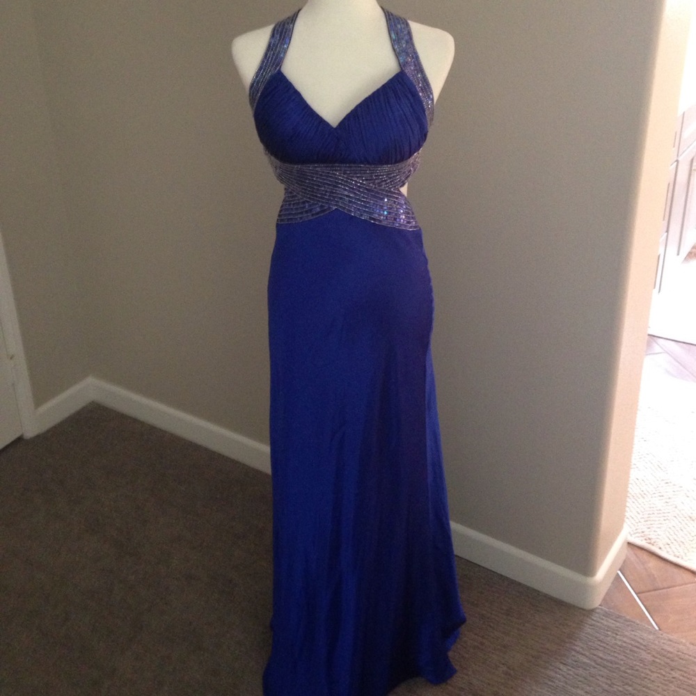 ❌sold Beautiful blue formal gown! - Picture 3 of 4
