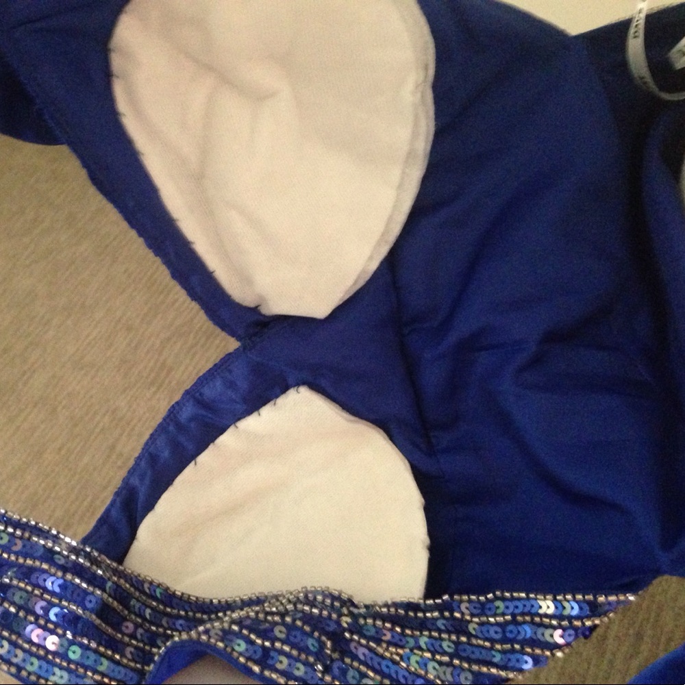 ❌sold Beautiful blue formal gown! - Picture 4 of 4