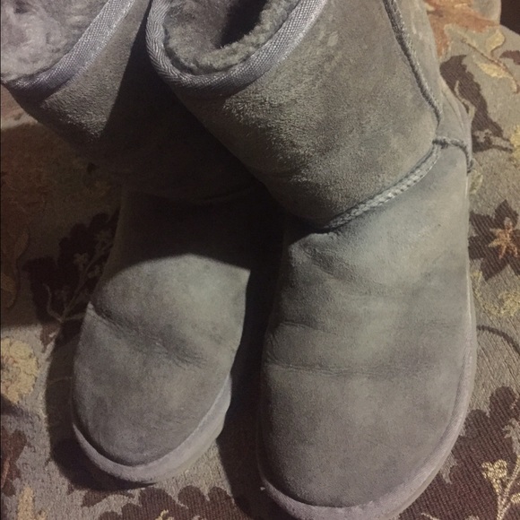Gray ugg boots