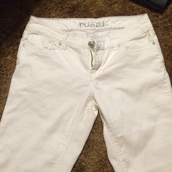 Capris - Picture 2 of 2