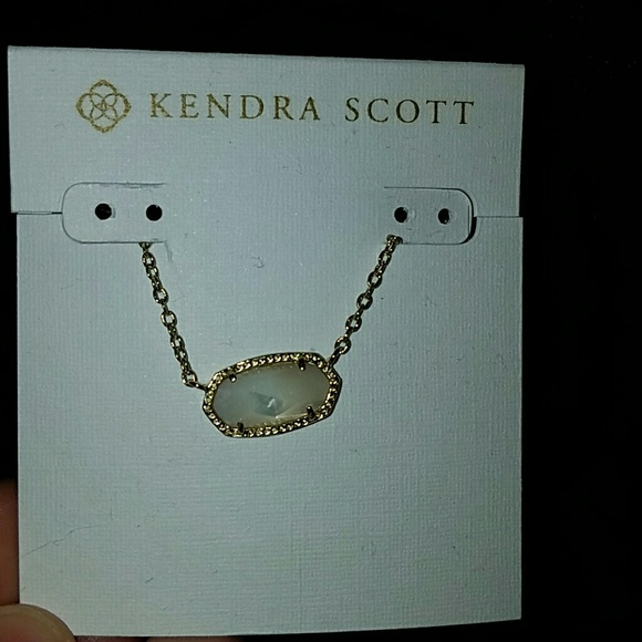 Kendra Scott Necklace
