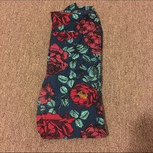 LulaRoe printed leggings