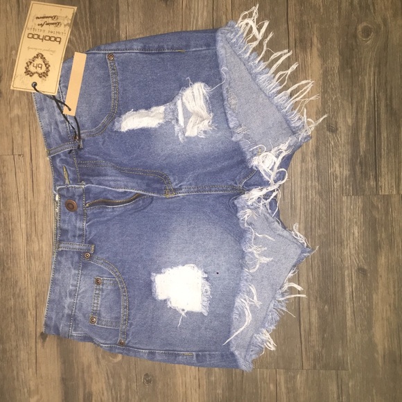 Shorts, high waisted