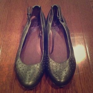Indigo by Clarks pewter leather studded flats