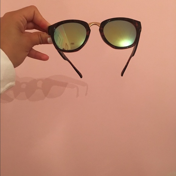 Steve Madden reflective sunglasses WORN ONCE