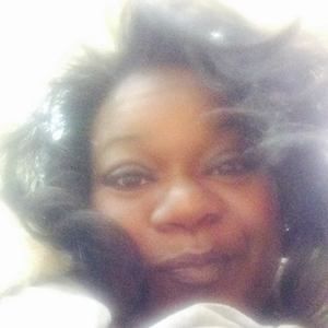 Meet your Posher, Nickie