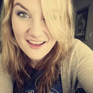 Meet your Posher, Jenna