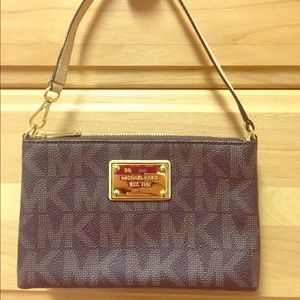 Michael Kors Signature Wristlet