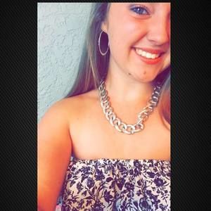 Meet your Posher, Lacie